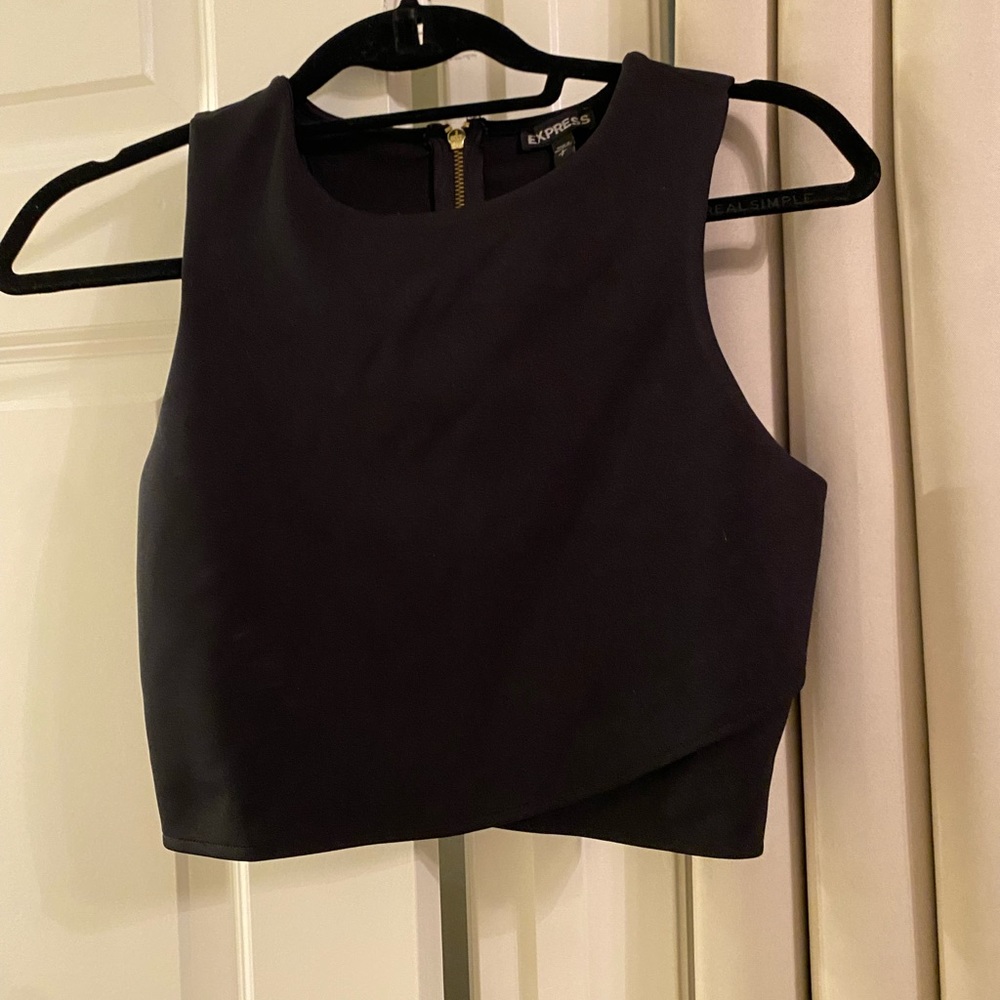 Black crop top